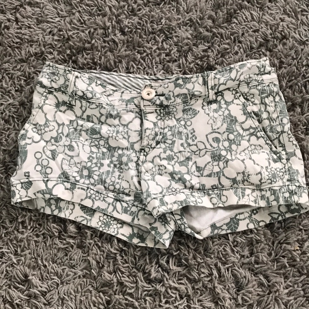 Aeropostale size 7/8 shorts